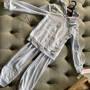 Juicy Couture Velour Outfit size 8/10 girls
